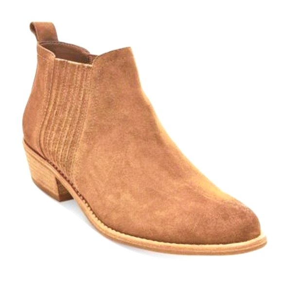 Steve Madden Shoes - NEW Steve Madden Suede Ankle Booties Cognac sz 6.5